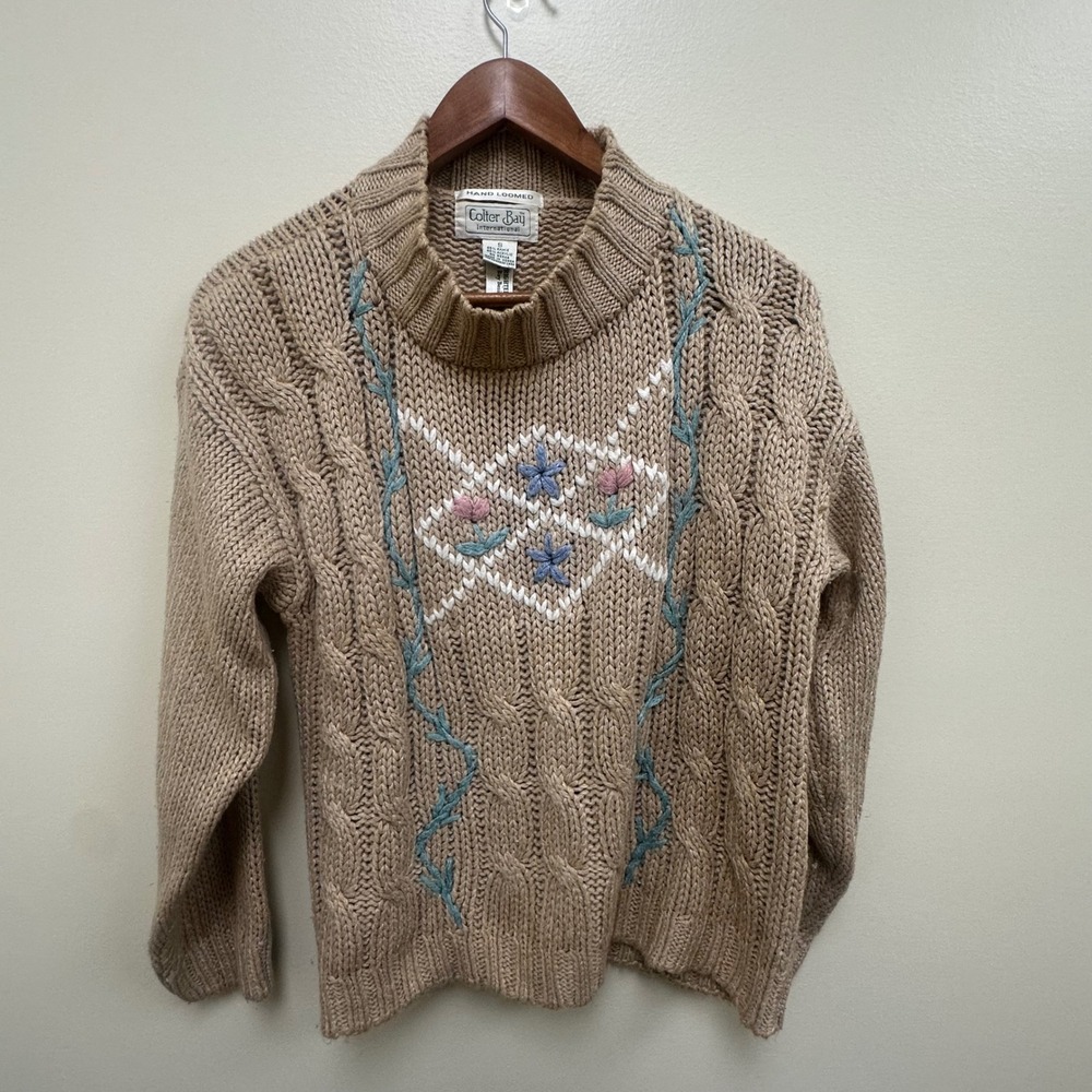 Vintage Colter Bay Hand Loomed Floral Cable Knit Sweater Tan 1989 Small